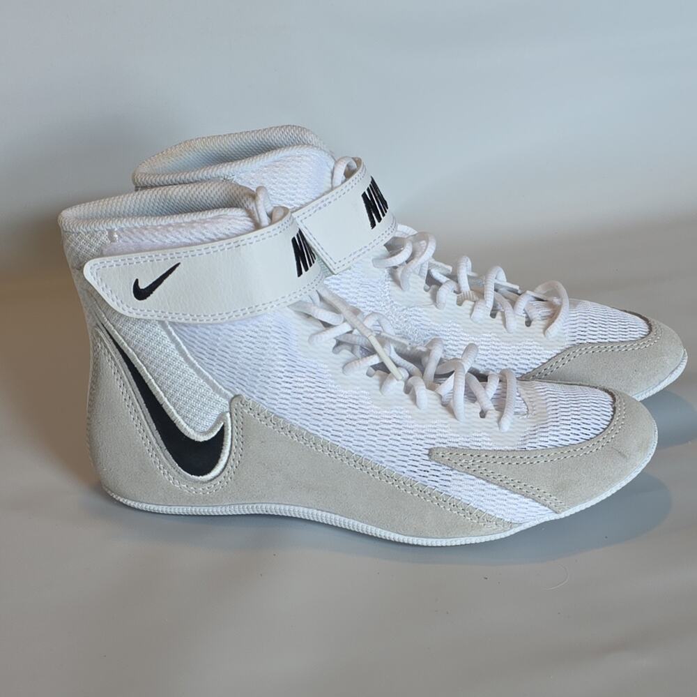 New Nike size 3.5Y Speed Sweep VIII GS Wrestling White Boots Shoes HF9131-100